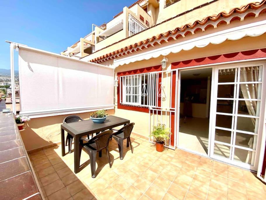 Confortable Y Centrico Los Cristianos  Exteriör bild